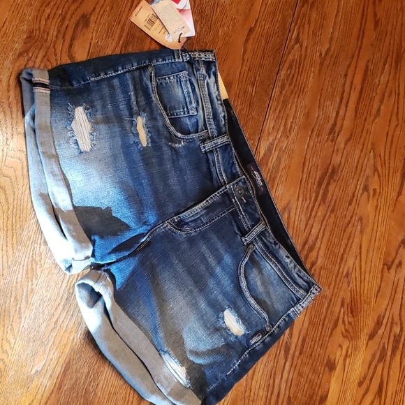 silver boyfriend shorts